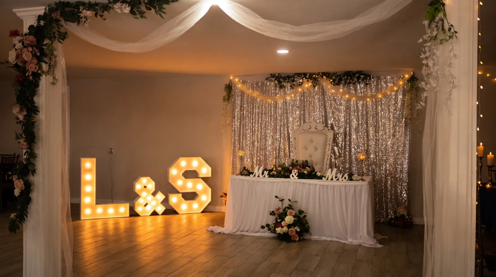 Sweetheart table with marquee letters at El Caporalito
